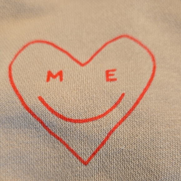 LONELY GHOST Green Sweater with Heart Detail - Picture 4 of 5